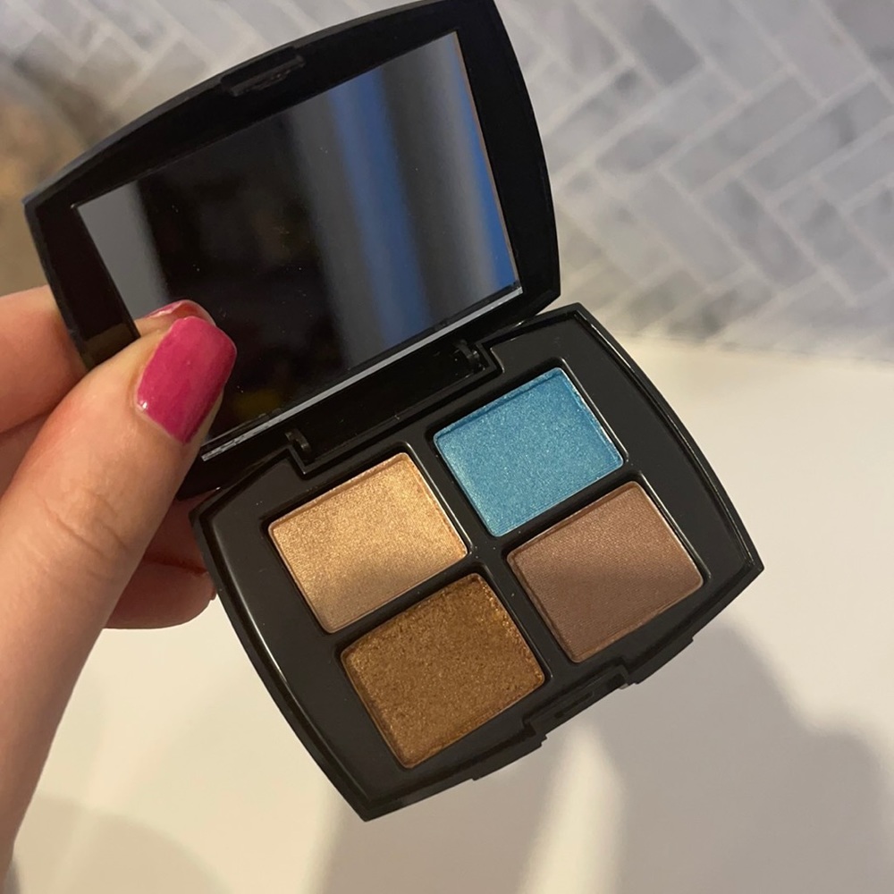 Brand new Lancôme eye shadow palette with mirror